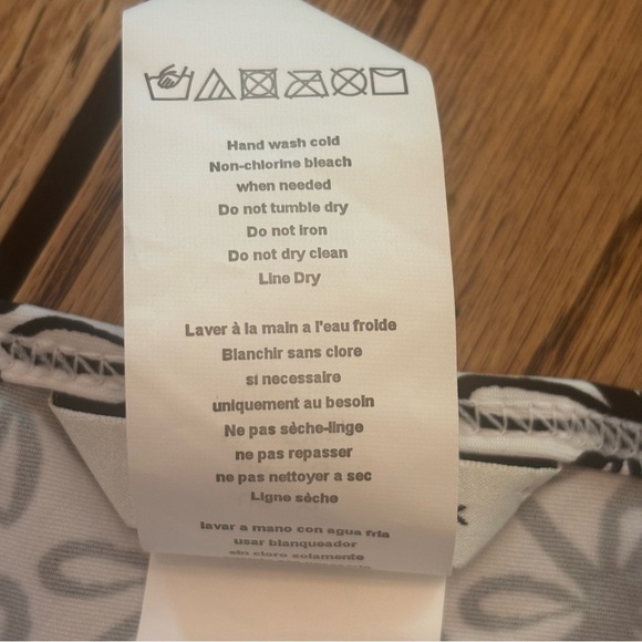 Trina Turk Mandalay Tunic Swim Cover-Up Geometric Pattern Stretch Women’s XL - Picture 7 of 7